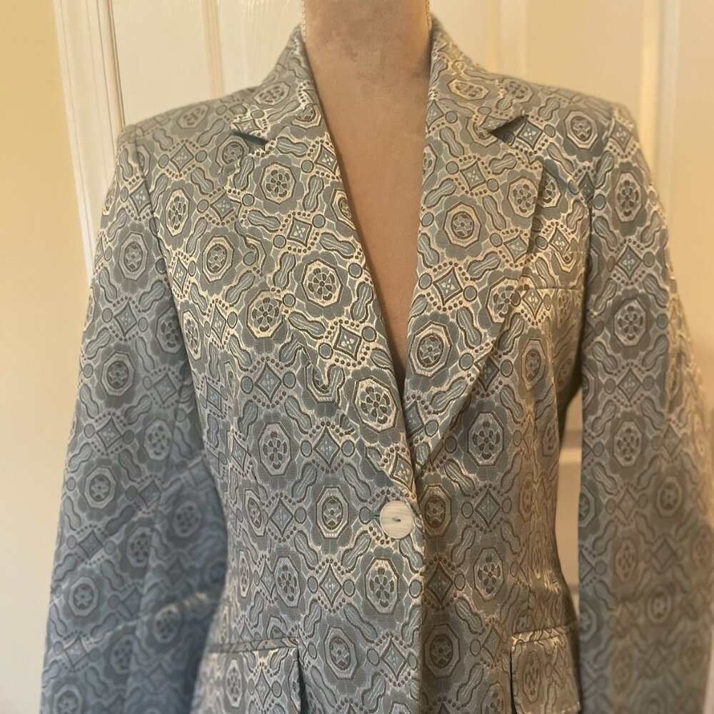 NWT- HARVE BENARD BLAZER- SIZE 8